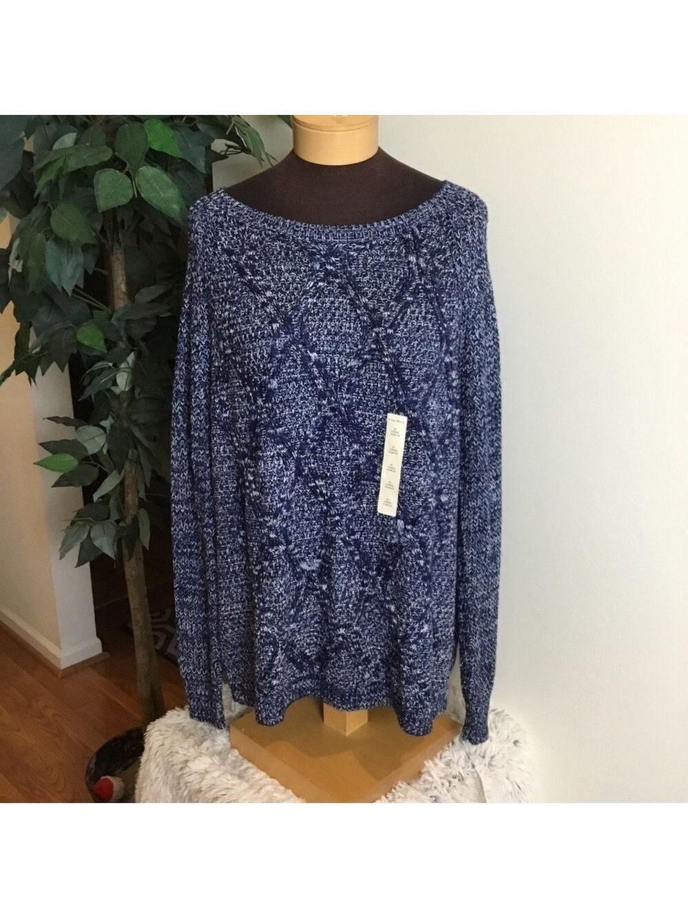 STUDIO Works XL long sleeve Pullover sweater